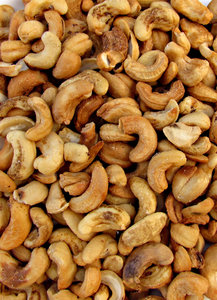 Cashew kernels1: 