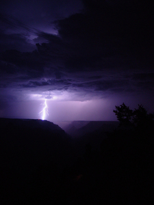 Blitz über Grand Canyon 2